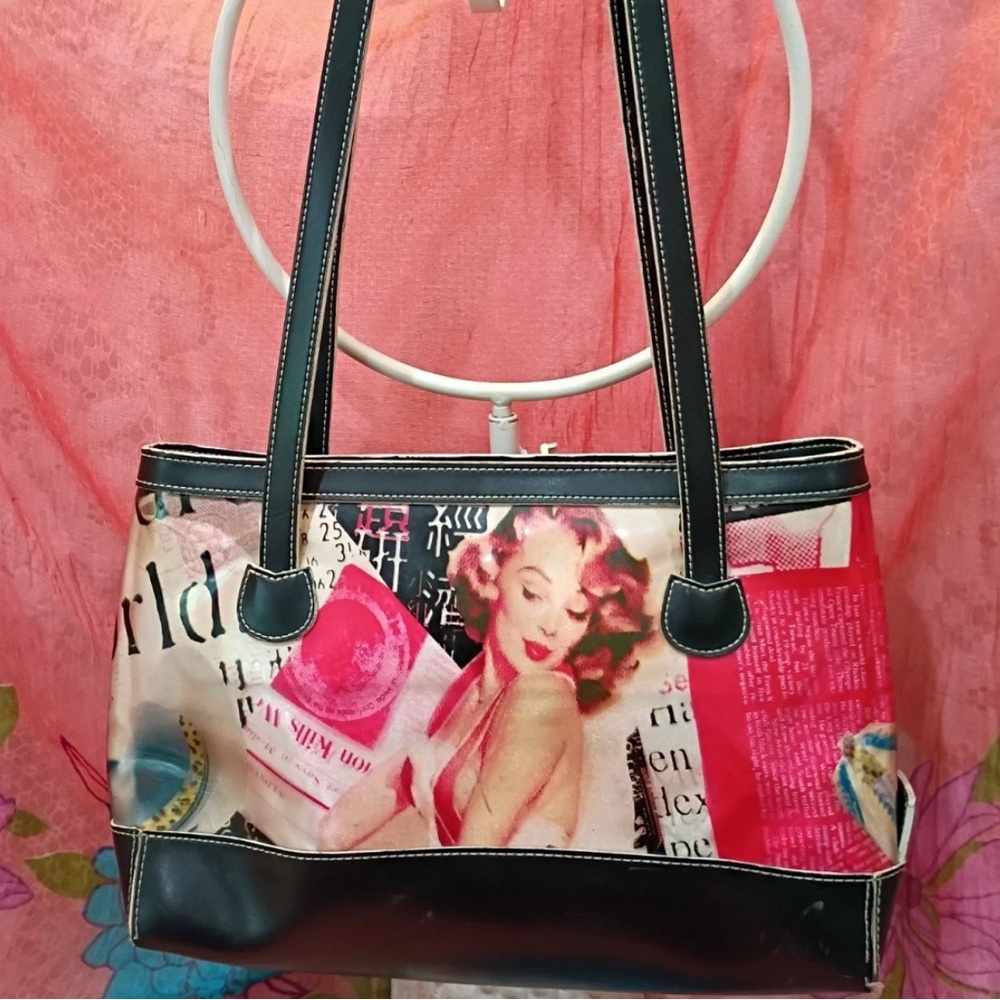 MX Brand Women's World Vintage Photo/Newsprint Shoulder Bag Purse